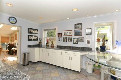 141 E Lake Dr, Annapolis, MD 21403 - photo 4