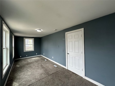 369 15th St SE, Cedar Rapids, IA 52403 - photo 5