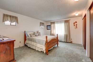 923 S 245th Place, Des Moines, WA 98198 - photo 7