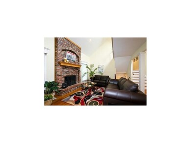 8606 Alden St, Lenexa, KS 66215 - photo 6