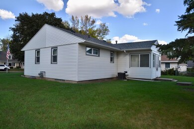 1015 5th Place, Sibley, IA 51249 - photo 4