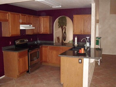 2728 E MINTON 012