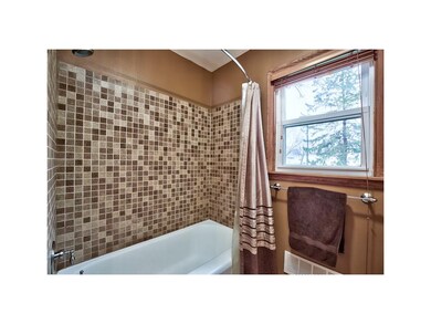 CERAMIC BATH SURROUND