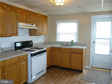 9 Nicholson Rd, Mount Ephraim, NJ 08059 - photo 3