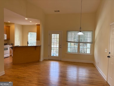 dining to front porch.jpg