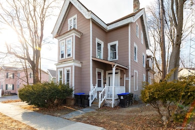 18 S Clinton St, Poughkeepsie, NY 12601 - photo 4