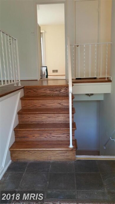 7811 Lewinsville Rd, McLean, VA 22102 - photo 2