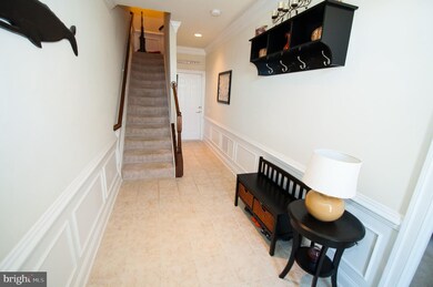 2192 Oberlin Dr unit 309A, Woodbridge, VA 22191 - photo 2