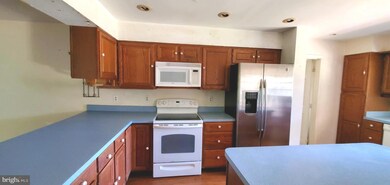 10595 Pleasant View Place, Newburg, MD 20664 - photo 6