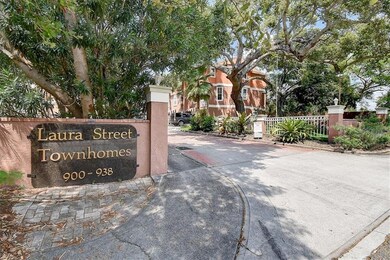 914 Laura St, Clearwater, FL 33755 - photo 2