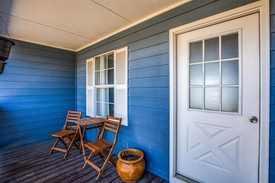 5748 Blackburn Dr, Joshua, TX 76058 - photo 4