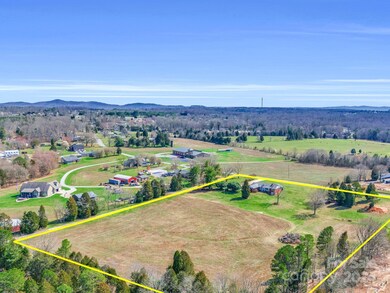 Prime location near I-85, Two Kings Casion, and...