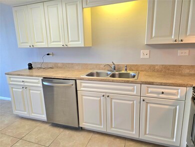 The Club at Treasure Island unit 305, Treasure Island, FL 33706 - photo 5