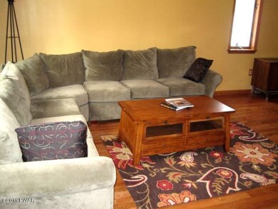 103 Gunstock Ln, Tafton, PA 18464 - photo 6