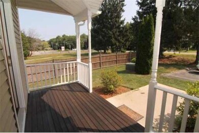 27 Solomon Pond Rd unit E, Northborough, MA 01532 - photo 3