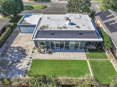 14272 Acacia Dr, Tustin, CA 92780 - photo 4