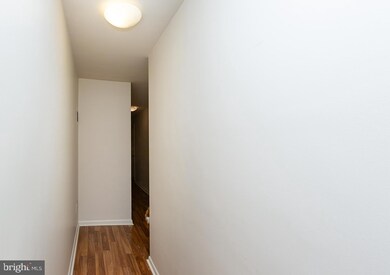 383 Lakeside Rd unit 103, Ardmore, PA 19003 - photo 2