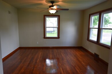 1828 Roys Ave, Elkhart, IN 46516 - photo 3