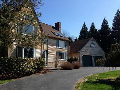 7 Coggeshall Cir, Middletown, RI 02842 - photo 2