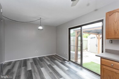 1370 Harford Square Dr, Edgewood, MD 21040 - photo 6