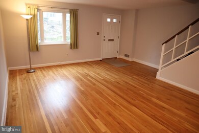 9848 Hollow Glen Place unit 2552A, Silver Spring, MD 20910 - photo 3
