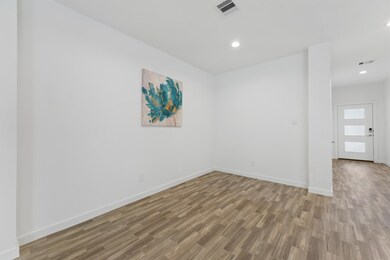 14304 Big Bend Dr, Shenandoah, TX 77384 - photo 4