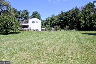 15 Mark Dr, Pottstown, PA 19465 - photo 2