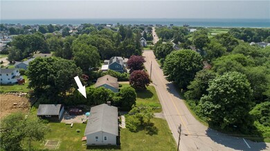 53 Maplewood Ave, Westerly, RI 02891 - photo 3