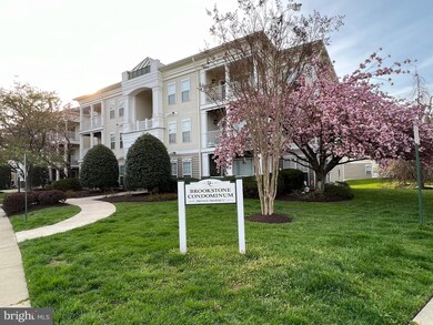 13308 Kilmarnock Way unit I, Germantown, MD 20874 - photo 2