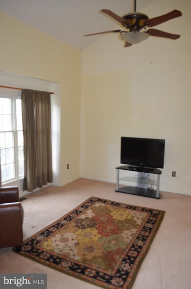 109 Winchester Dr, Elkton, MD 21921 - photo 3