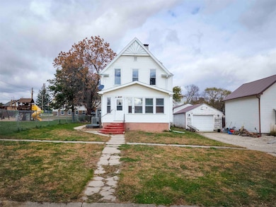 506 Maple St, Stanton, NE 68779 - photo 2