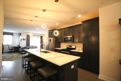 1007 Lakeview Ct, King of Prussia, PA 19406 - photo 5