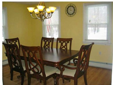 816 Danielson Pike, North Scituate, RI 02857 - photo 3