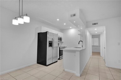 4601 Bayshore Dr unit A2, Naples, FL 34112 - photo 5