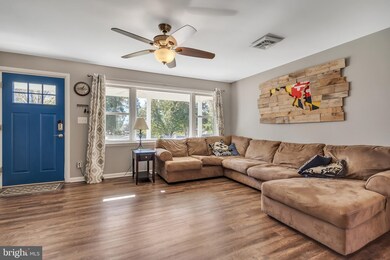 40160 Beach Dr, Mechanicsville, MD 20659 - photo 7