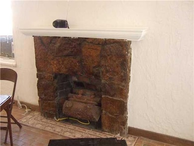 4004 N Piedras St, El Paso, TX 79930 - photo 6