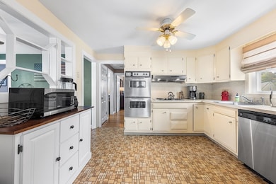 39 Badger Rd, Hyde Park, MA 02136 - photo 7