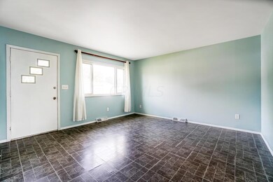 2103 Ferris Rd, Columbus, OH 43224 - photo 6