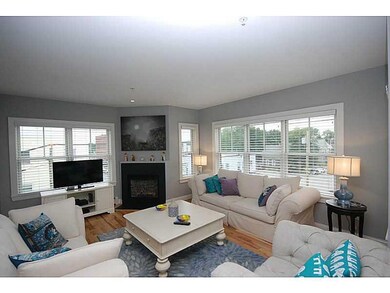 72 Ocean St unit 304, South Portland, ME 04106 - photo 2