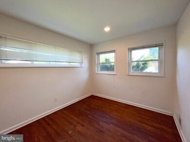 9401 Sheridan St, Lanham, MD 20706 - photo 7