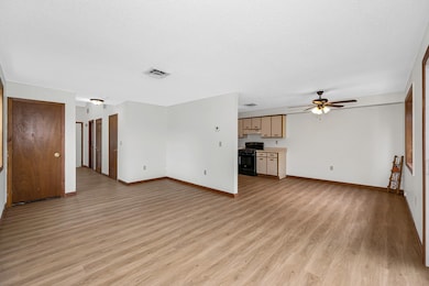 201 Millwright Dr, Nashua, NH 03063 - photo 7