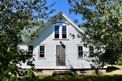 850 Lawrence Rd, Pownal, ME 04069 - photo 2