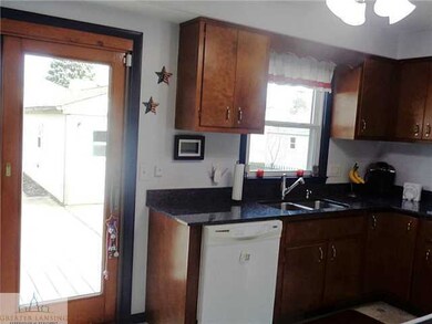 1906 Victor Ave, Lansing, MI 48910 - photo 6