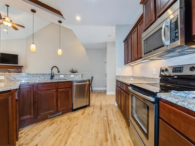 9551 Aster Ln, Johnston, IA 50131 - photo 7