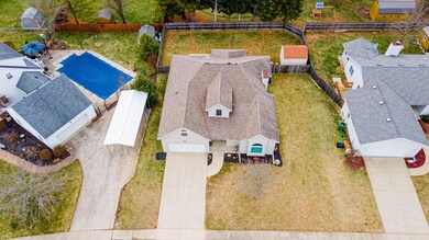 326 Chatham Rd, Circleville, OH 43113 - photo 2