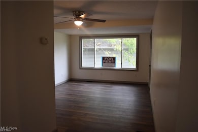 205 Mcfadden St, Saint Clairsville, OH 43950 - photo 6