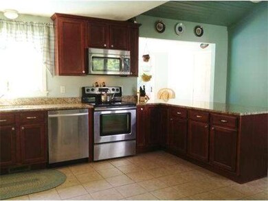 392 Oak St, Franklin, MA 02038 - photo 4