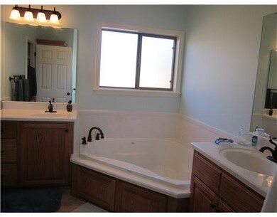 Master Bath/Spa.