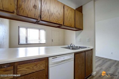 20220415010526213423000000-o