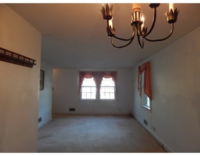 12 Elmwood Cir, Peabody, MA 01960 - photo 3